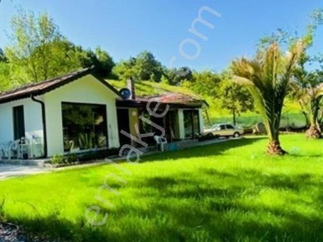 Aktoprak, Altınova içerisinde satılık Villa