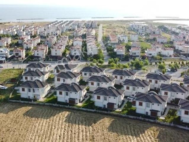 Ayvalik, Balikesir içerisinde satılık Villa