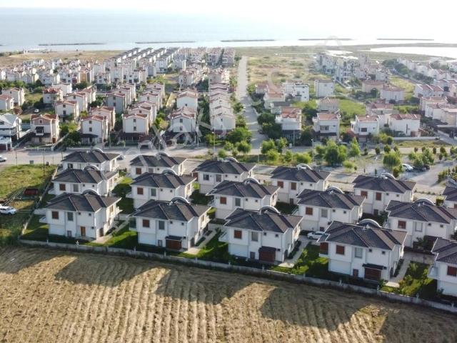 Ayvalik, Balikesir içerisinde satılık Villa
