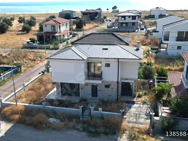 Ayvalik, Balikesir içerisinde satılık Villa