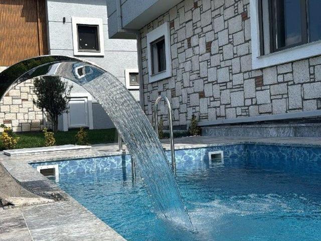 Altınova Mahallesi, Ayvalık içerisinde satılık Villa