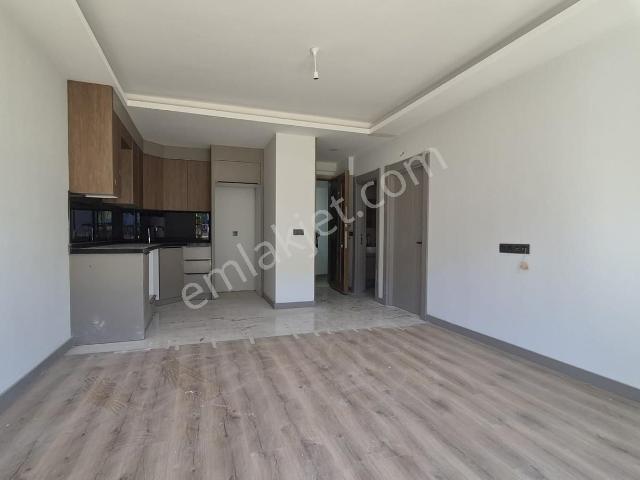 Aksu, Antalya içerisinde kiralık mülk