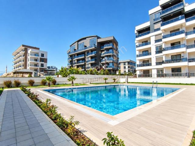Aksu, Antalya içerisinde satılık mülk