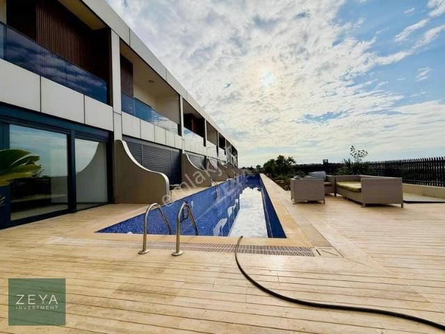 Karaçalı Mahallesi, Aksu içerisinde satılık Villa