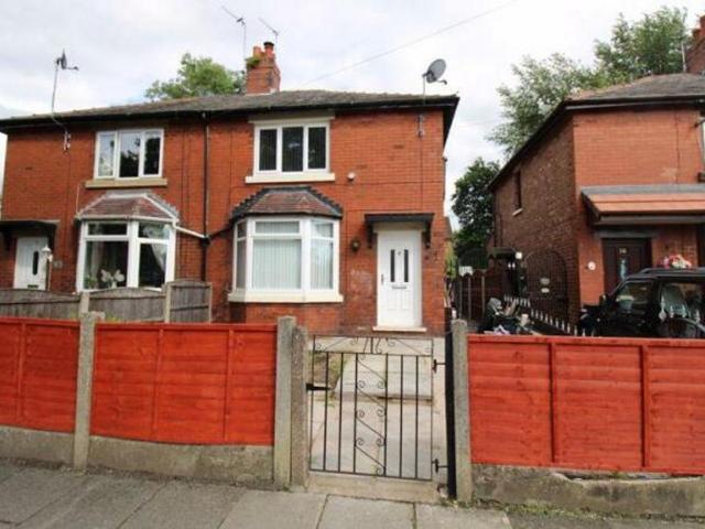 House for rent in Ashton-under-Lyne, Tameside