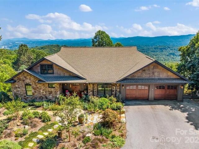 House for sale in Etowah, North Carolina