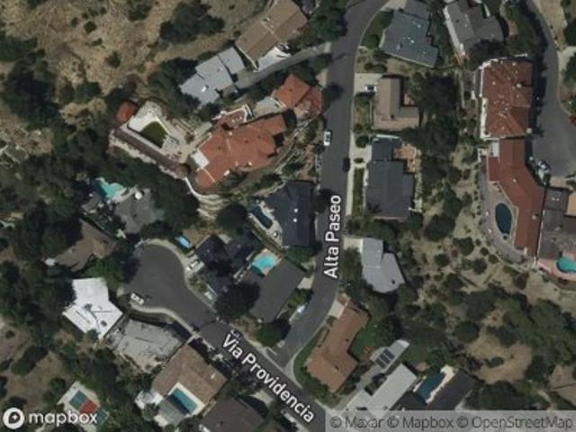 House for sale in Burbank