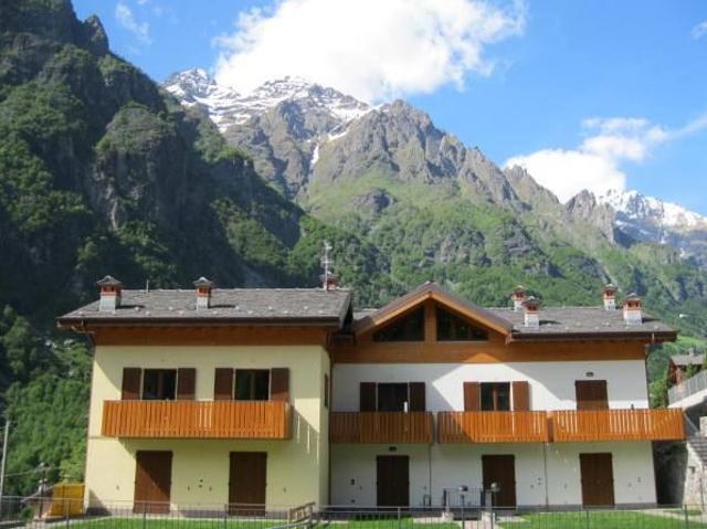 Appartamento in vendita a Valbondione, Lombardia