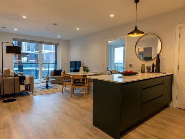 Apartment to rent in Bluebell, North Tipperary