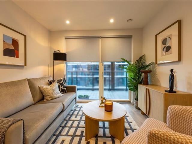 Studio to rent in Blackrock