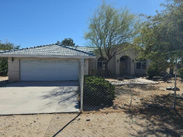 House for sale in Pinon Hills, California
