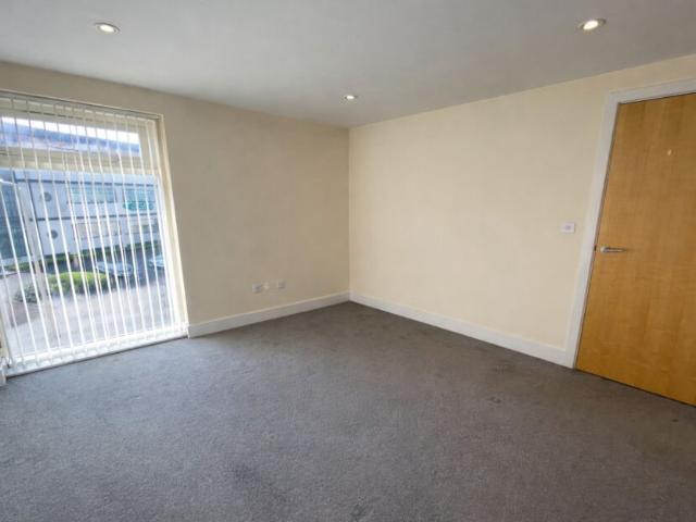Apartment for rent in SA1 Swansea Waterfront, Nangreaves