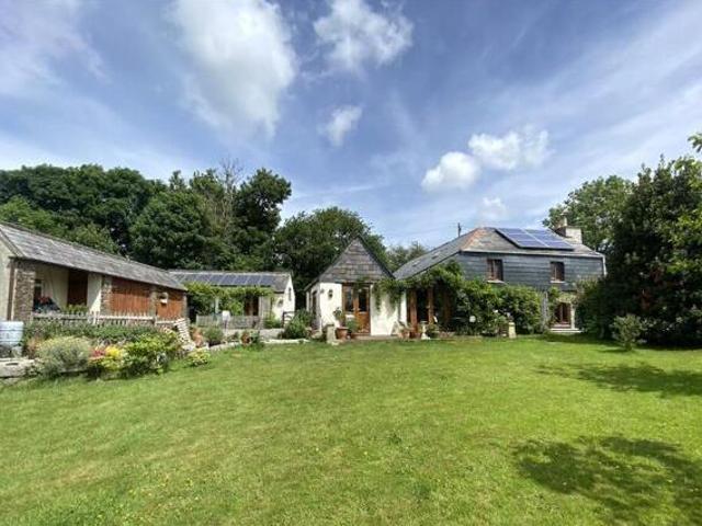 House for sale in Launceston, Cornwall
