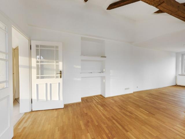Dachgeschosswohnung kaufen in Salzburghofen, Freilassing