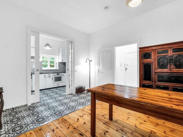 Wohnung kaufen in Kissingenviertel, Berlin