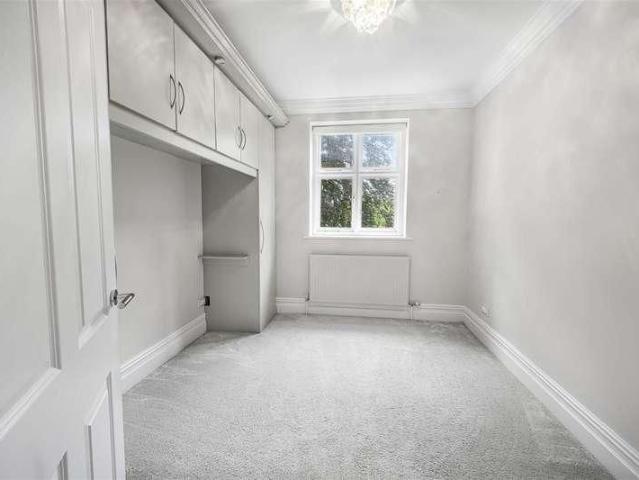 Apartment for rent in Altrincham, Hale