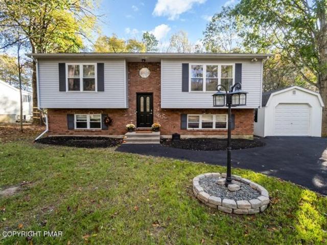 House for sale in Cresco, Pennsylvania