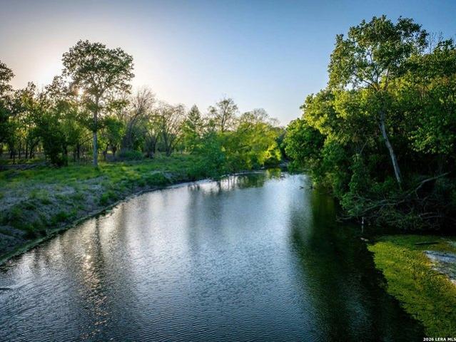 Farm for sale in Kingsbury, Guadalupe County