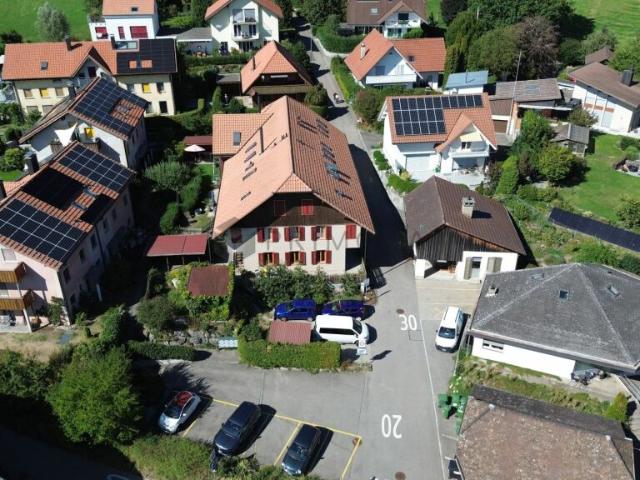 Mehrfamilienhaus kaufen in Bolligen, Bern