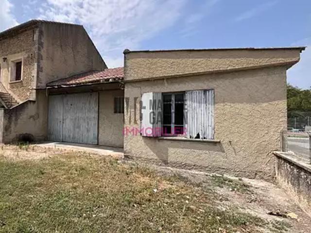 Maison vente à Carpentras, Althen-des-paluds