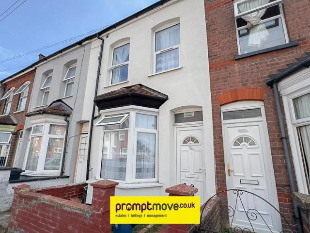House for rent in Biscot, Luton