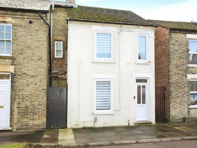 House for rent in Cauldwell, Bedford