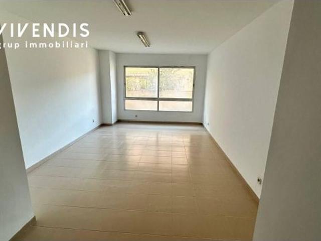 Local Comercial en alquiler en Sarroca De Lleida, Príncep de Viana - Clot
