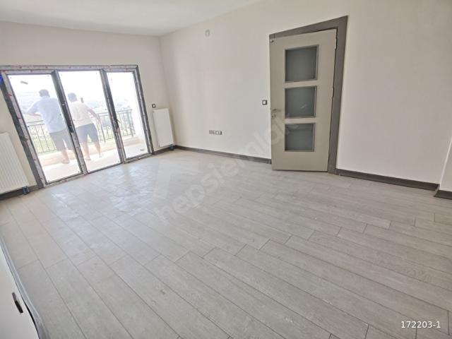 Yenihisar, Altınözü içerisinde satılık mülk