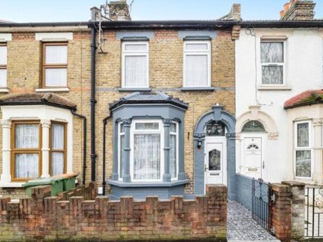 House for sale in London, Greater London