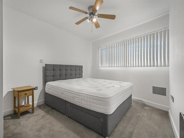 Apartment for rent in Falcon Lodge, Wales