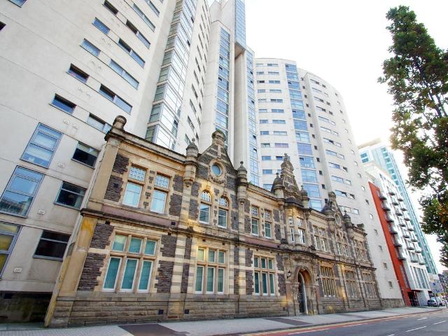 Apartment for rent in Newtown, Falcon Lodge