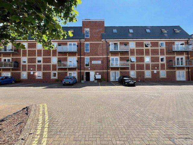 Apartment for rent in Quarrendon, Aylesbury