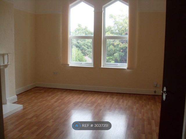 Apartment for rent in Claughton, Oxton