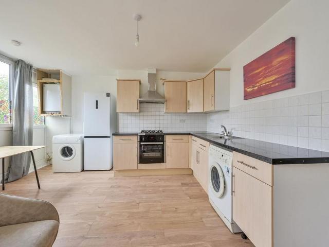 Apartment for rent in Roehampton, Greater London