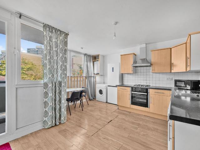 House for rent in Ibsley Neighbourhood, Greater London