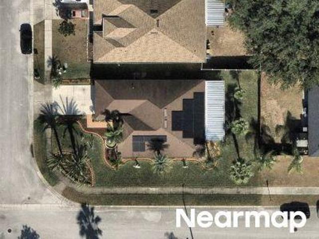 House for sale in Pines West, Davenport