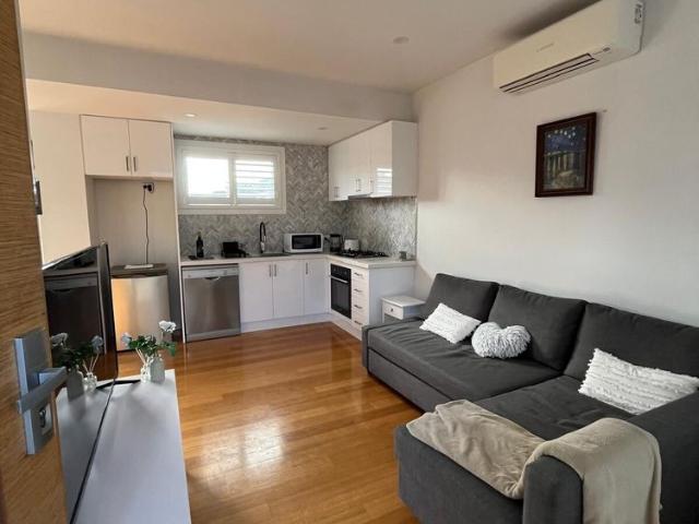 Room for rent in Camerons Creek, Victoria