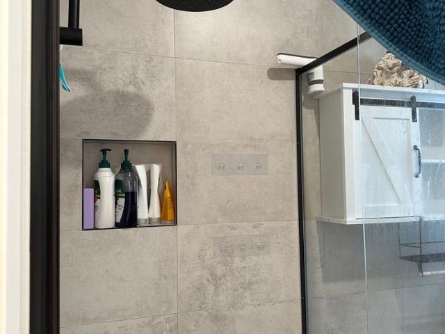 Room for rent in Camerons Creek, Victoria