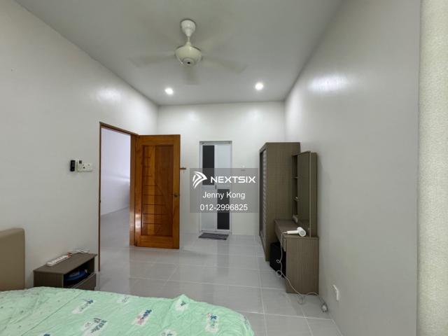 Residential House for rent in Country Heights Damansara, Kuala Lumpur