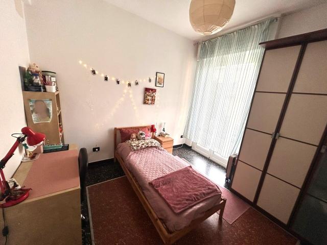 Appartamento in affitto a Centro Est, Serra Riccò