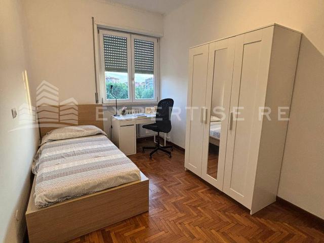 Appartamento in affitto a Municipio 9, Milano