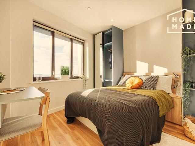 Studio for rent in London Borough of Croydon, Greater London