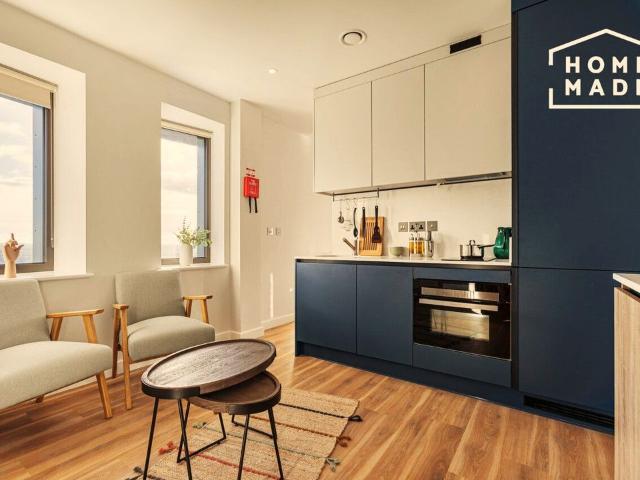 Studio for rent in London Borough of Croydon, Greater London