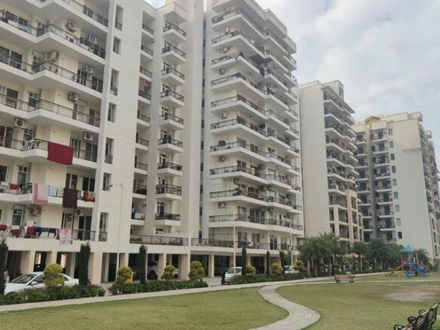 Flat for sale in Zirakpur, Punjab