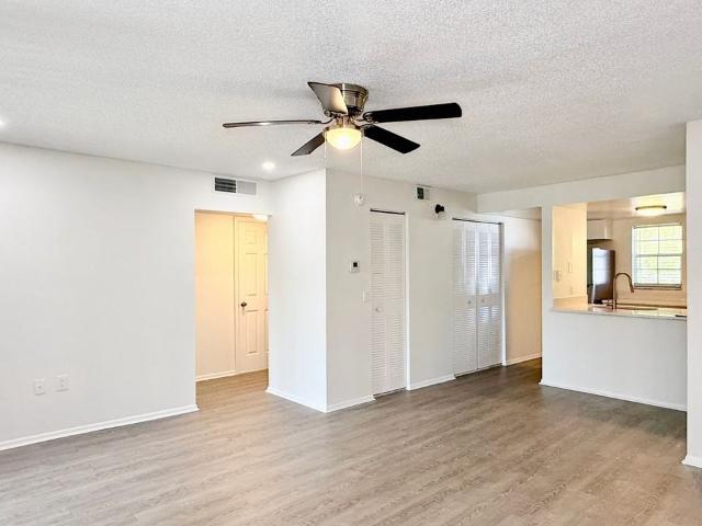 Apartment for rent in Largo, Florida
