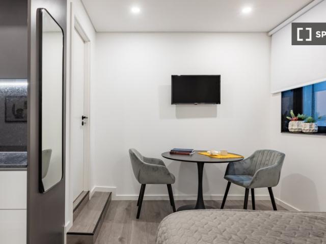 Estúdio alugar em Porto, Lordelo Do Ouro