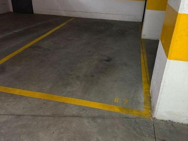Garagem alugar em Lisboa