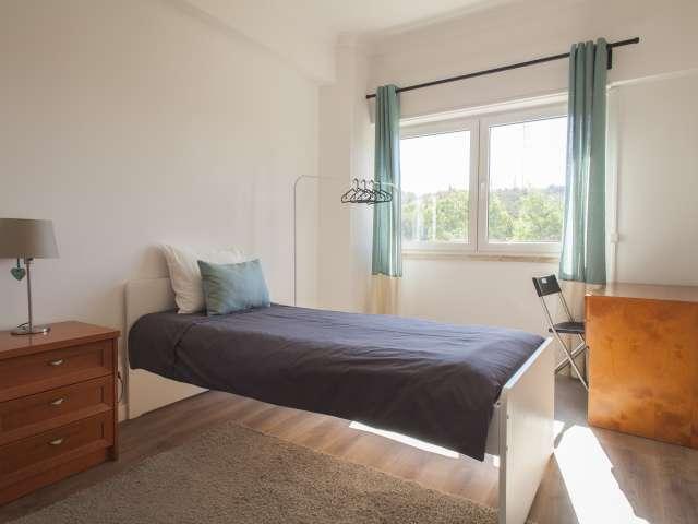 Quarto alugar em Carriche, Lisboa