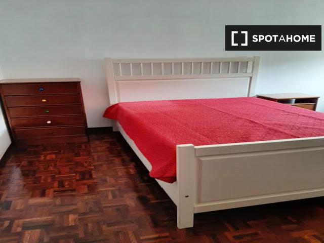 Quarto alugar em Solum, Coimbra