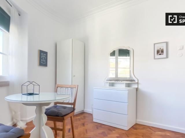 Quarto alugar em São Vicente de Fora, Lisboa